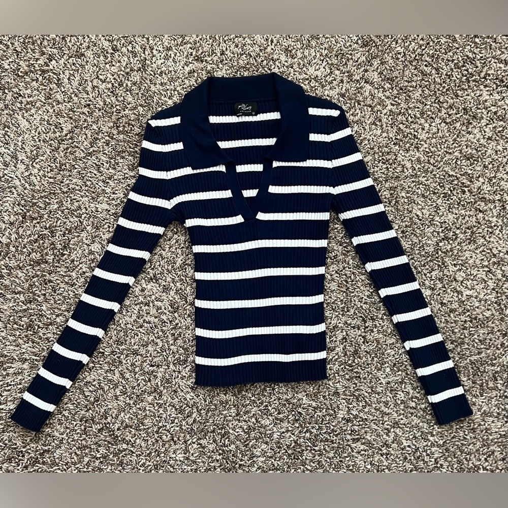 Milk And Honey Knitwear Blue And White striped Top Size M (0714) - Picture 2 of 13